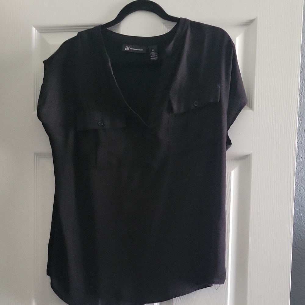 Women's Black Top
